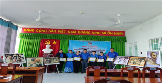 Huyện đoàn Trà Cú: Tổ chức sưu tầm ảnh tư liệu về Chủ tịch Hồ Chí Minh năm 2022