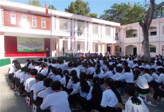 Hội đồng Đội huyện Trà Cú: Tổ chức các hoạt động chào mừng kỷ niệm 82 năm Ngày thành lập Đội TNTP Hồ Chí Minh