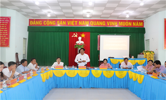 Đoàn công tác Huyện ủy: Kiểm tra công tác 06 tháng đầu năm tại Đảng bộ xã Ngãi Xuyên