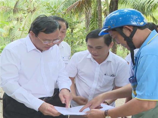 Chủ tịch UBND tỉnh: Kiểm tra công tác bồi hoàn dự án cầu Đại Ngãi đi qua địa bàn huyện Trà Cú và huyện Tiểu Cần