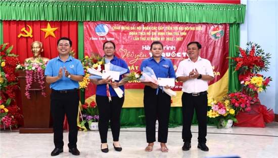 Ủy ban Hội Liên hiệp Thanh niên Việt Nam tỉnh Trà Vinh: Tổ chức Hành trình “Tôi yêu Tổ quốc tôi”