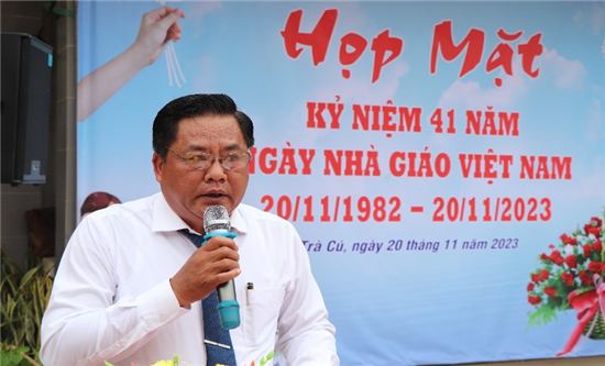 Trường Trung học phổ thông Trần Văn Long: Họp mặt kỷ niệm Ngày Nhà giáo Việt Nam 20/11/2023